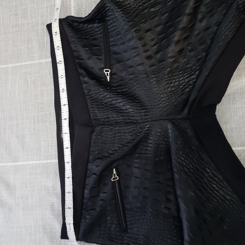 Maje Croc Embossed Skinny Pants Zip Ankle, Color Black, Size 36 - Picture 16 of 16
